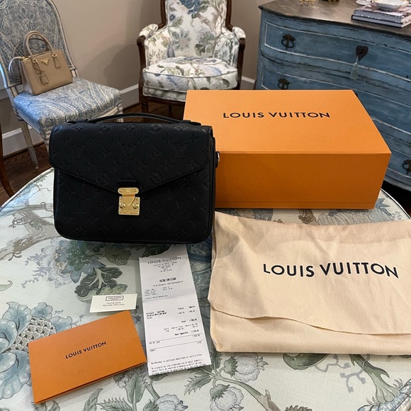 Louis Vuitton Pochette Métis Black Empriente Leather Pristine - Picture 2 of 16